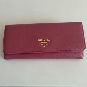 PreLoved 2009 Prada Saffiano Leather Continental Wallet Tamaris w/ Gold Hardware